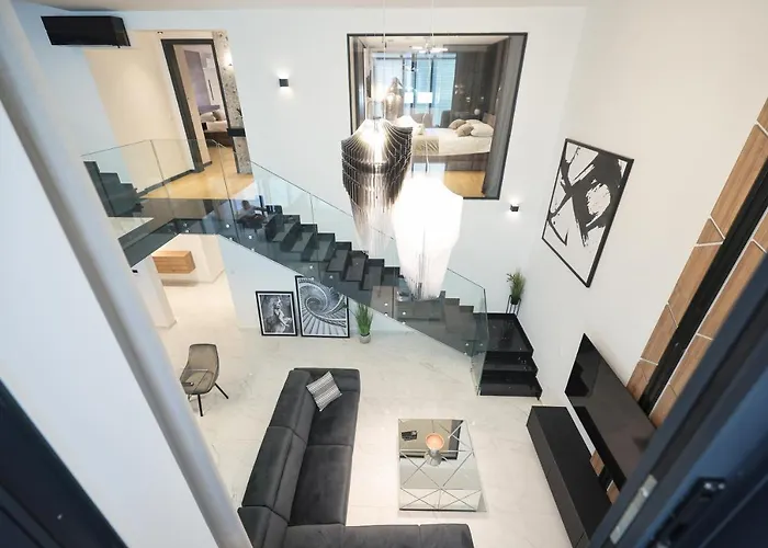 Ll Luxury Penthouse On Sea