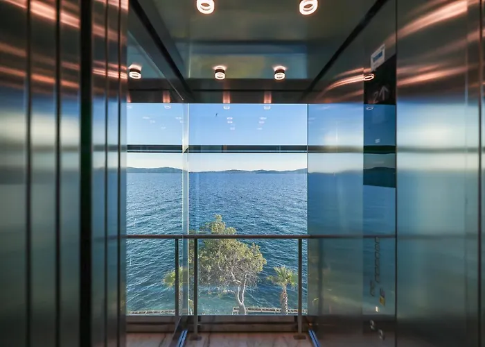 Ll Luxury Penthouse On Sea