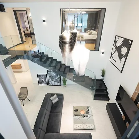 Ll Luxury Penthouse On Sea